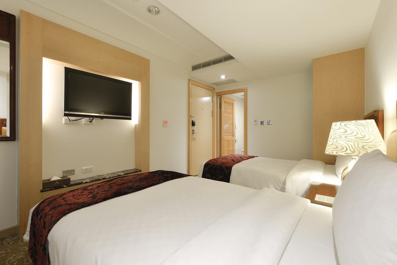 Hotel Sunshine Kaohsiung Exterior photo