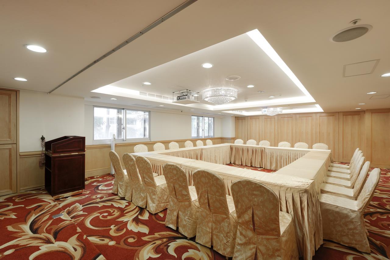 Hotel Sunshine Kaohsiung Exterior photo